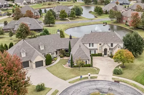 510 E Fredericksburg Ct, Broken Arrow, OK 74011