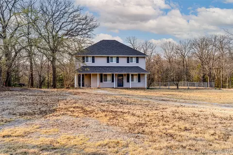 84 Weatherwood Way, Bristow, OK 74010