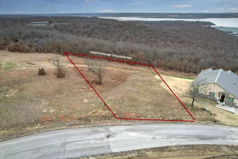32 Catalina Blvd, Sperry, OK 74073