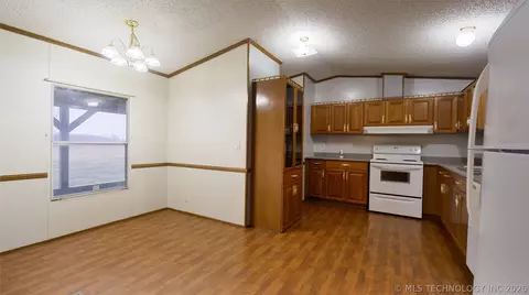 447503 E 110, Bluejacket, OK 74333 photo 9