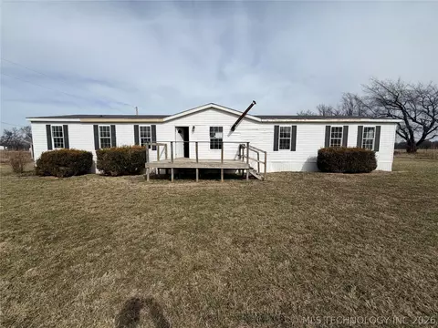 69251 E 290, Grove, OK 74344