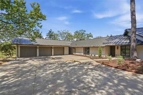 Exterior - 3215 E 65th St, Tulsa, OK 74136 photo 16 of 19