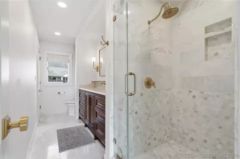 Bath - 3215 E 65th St, Tulsa, OK 74136 photo 5 of 16