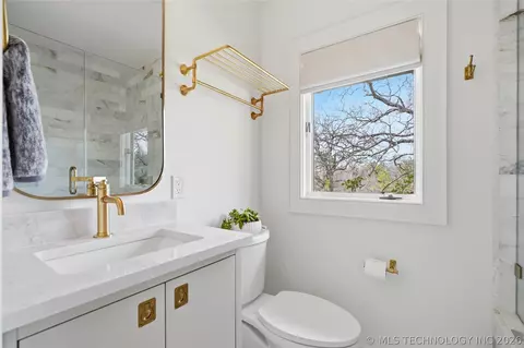 Bath - 3215 E 65th St, Tulsa, OK 74136 photo 7 of 16