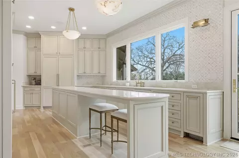 Kitchen - 3215 E 65th St, Tulsa, OK 74136 photo 1 of 7