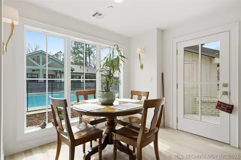 Dining - 3215 E 65th St, Tulsa, OK 74136 photo 5 of 5
