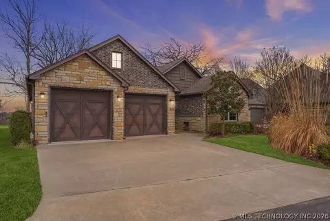 647 E Huntsville Pl, Broken Arrow, OK 74011