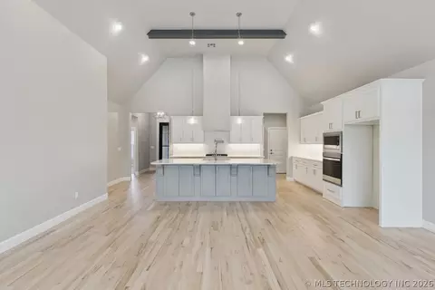 Other - 668 E 148th Pl S, Glenpool, OK 74033 photo 1 of 12