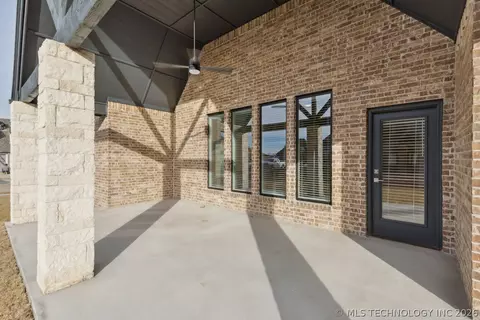Other - 668 E 148th Pl S, Glenpool, OK 74033 photo 11 of 12