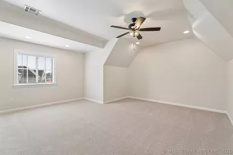 Bedroom - 31411 E Two Socks Dr, Broken Arrow, OK 74014 photo 9 of 11