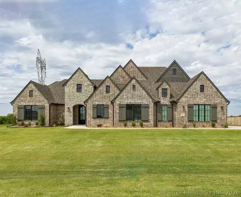 103 W 164th Pl S, Glenpool, OK 74033