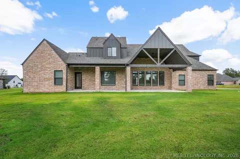Exterior - 30601 E 63rd St S, Broken Arrow, OK 74014 photo 4 of 5