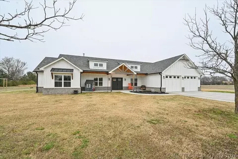 32100 S 4180 Rd, Inola, OK 74036