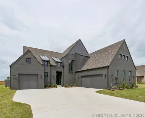 16516 S 1st East Ct, Glenpool, OK 74033