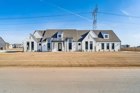 17539 S 52nd East Ave, Bixby, OK 74008