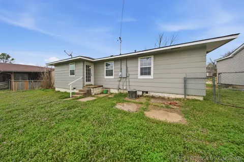 Other - 1441 E Cherry St, Cushing, OK 74023 photo 6 of 7