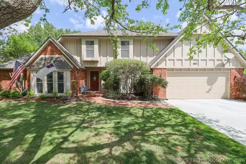 5511 E 73rd St, Tulsa, OK 74136