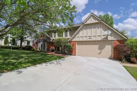 Exterior - 5511 E 73rd St, Tulsa, OK 74136 photo 3 of 9