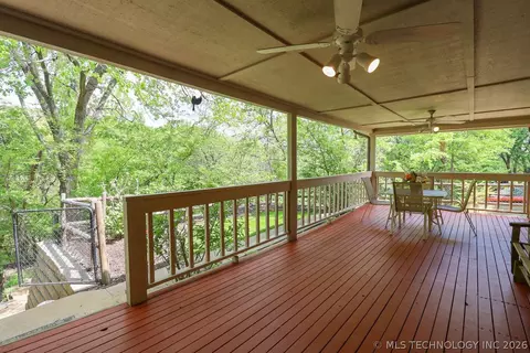Exterior - 5511 E 73rd St, Tulsa, OK 74136 photo 4 of 9