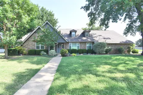 Exterior - 2995 E 56th Pl S, Tulsa, OK 74105 photo 4 of 12