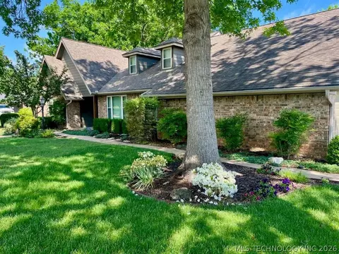 Exterior - 2995 E 56th Pl S, Tulsa, OK 74105 photo 3 of 7