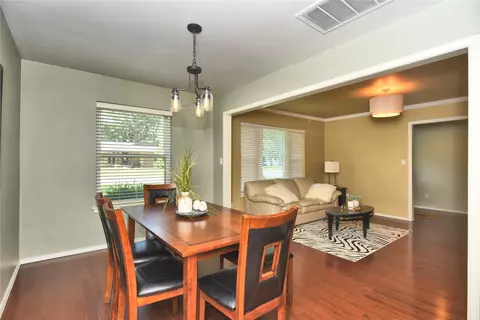Dining - 2995 E 56th Pl S, Tulsa, OK 74105 photo 1 of 2