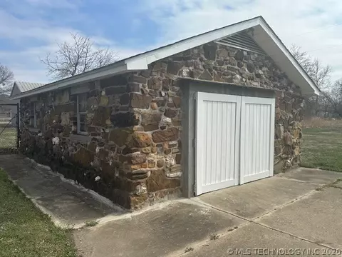 Other - 242 E Williams St, Byars, OK 74831 photo 6 of 24