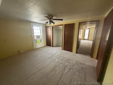 Bedroom - 242 E Williams St, Byars, OK 74831 photo 3 of 10