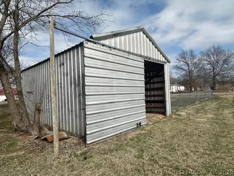 Other - 242 E Williams St, Byars, OK 74831 photo 9 of 24