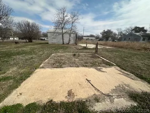 Other - 242 E Williams St, Byars, OK 74831 photo 12 of 24