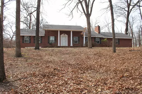 8101 S 700 Rd, Wyandotte, OK 74370