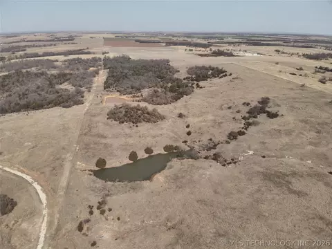 0000 W Explorer Rd S, Perry, OK 73077 photo 2