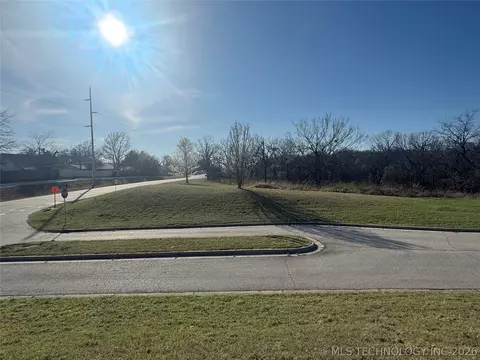 1 N Yukon Ave W, Tulsa, OK 74127