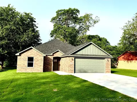 107 Jones St, Calera, OK 74730