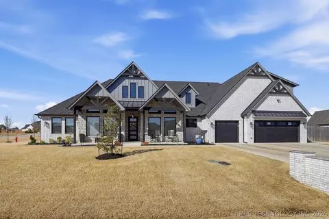 15903 E 106th Street North N, Owasso, OK 74055