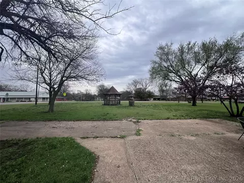 Exterior - 308 E Main, Bokchito, OK 74726 photo 2 of 5