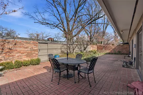 2133 E 60th Place L5, Tulsa, OK 74105 photo 38