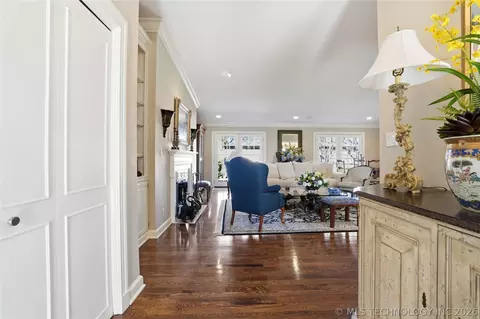 2133 E 60th Place L5, Tulsa, OK 74105 photo 8