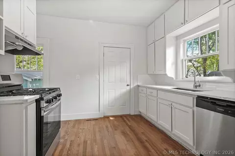 Kitchen - 2617 E 10th St, Tulsa, OK 74104 photo 1 of 1