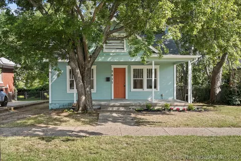 2617 E 10th St, Tulsa, OK 74104