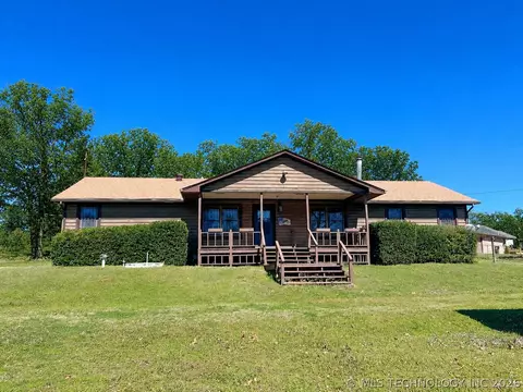 589 Mohawk Dr, Eufaula, OK 74432
