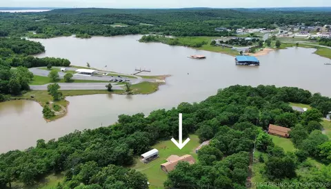 589 Mohawk Dr, Eufaula, OK 74432