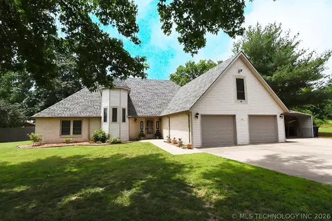 Exterior - 1508 N 3rd Ave, Warner, OK 74469 photo 7 of 8