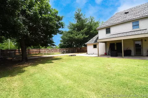 Other - 1508 N 3rd Ave, Warner, OK 74469 photo 9 of 10