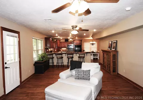 Other - 1508 N 3rd Ave, Warner, OK 74469 photo 1 of 10