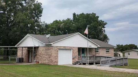 301 N County Line, Allen, OK 74825