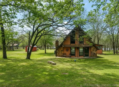721 Mohawk Dr, Eufaula, OK 74432
