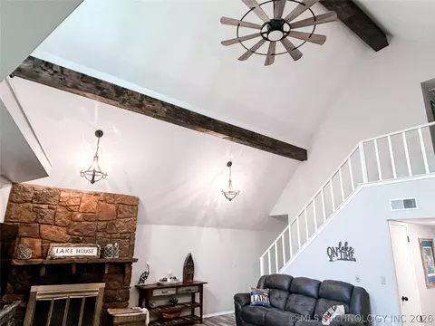 Other - 721 Mohawk Dr, Eufaula, OK 74432 photo 2 of 11