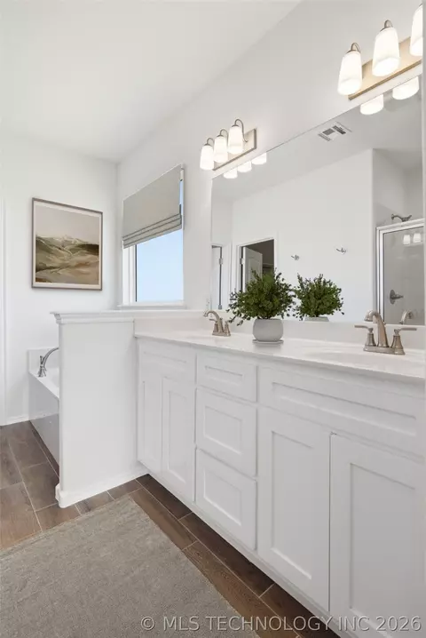 Bath - 8505 E Ft Worth St, Broken Arrow, OK 74014 photo 3 of 4