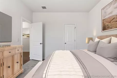 Bedroom - 8505 E Ft Worth St, Broken Arrow, OK 74014 photo 4 of 6